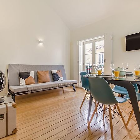 Design Apartment In Typical Alfama Lisbona Esterno foto