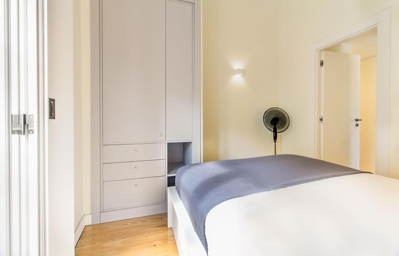 Design Apartment In Typical Alfama Lisbona Esterno foto