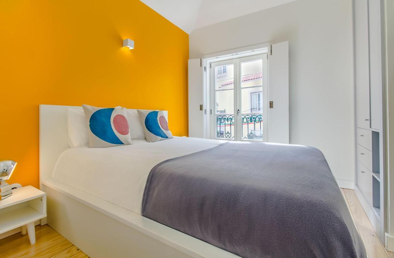 Design Apartment In Typical Alfama Lisbona Esterno foto