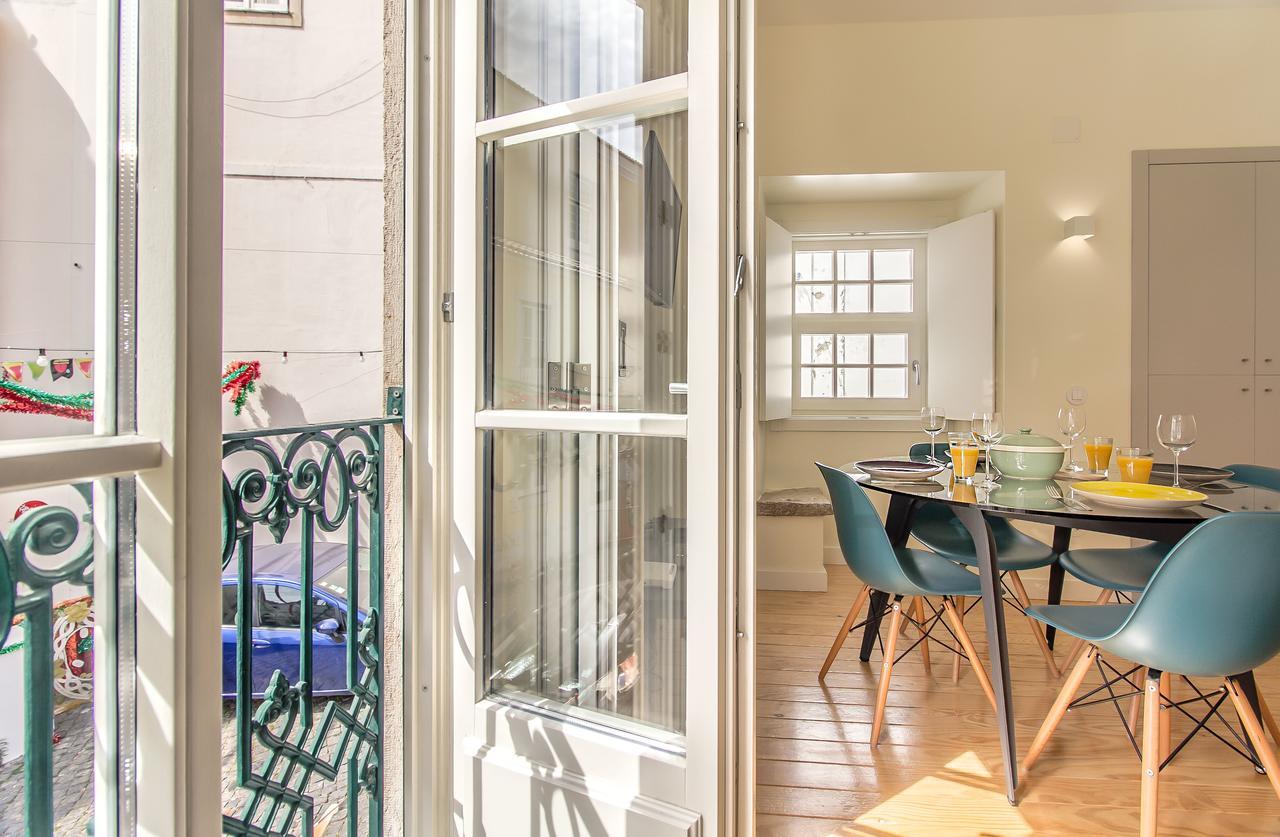 Design Apartment In Typical Alfama Lisbona Esterno foto