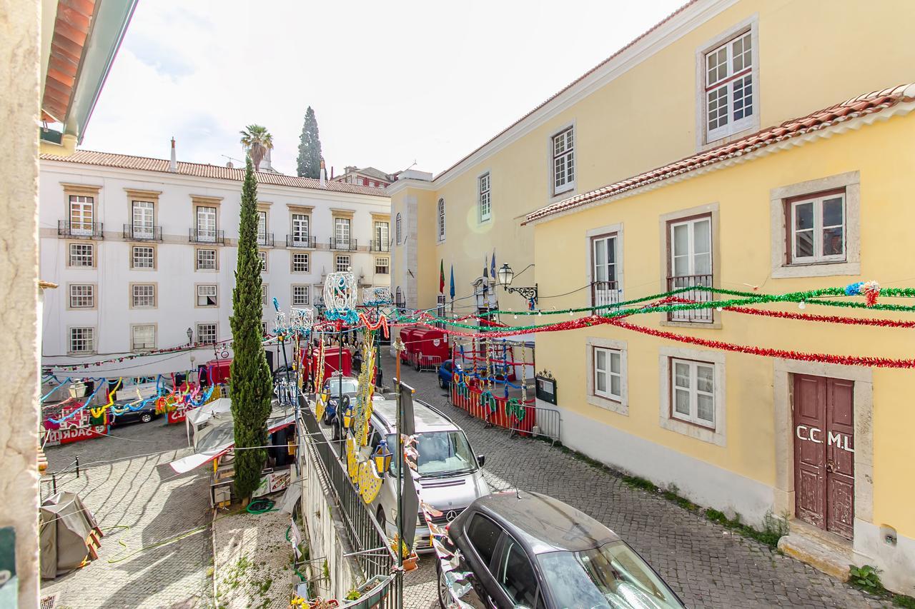 Design Apartment In Typical Alfama Lisbona Esterno foto