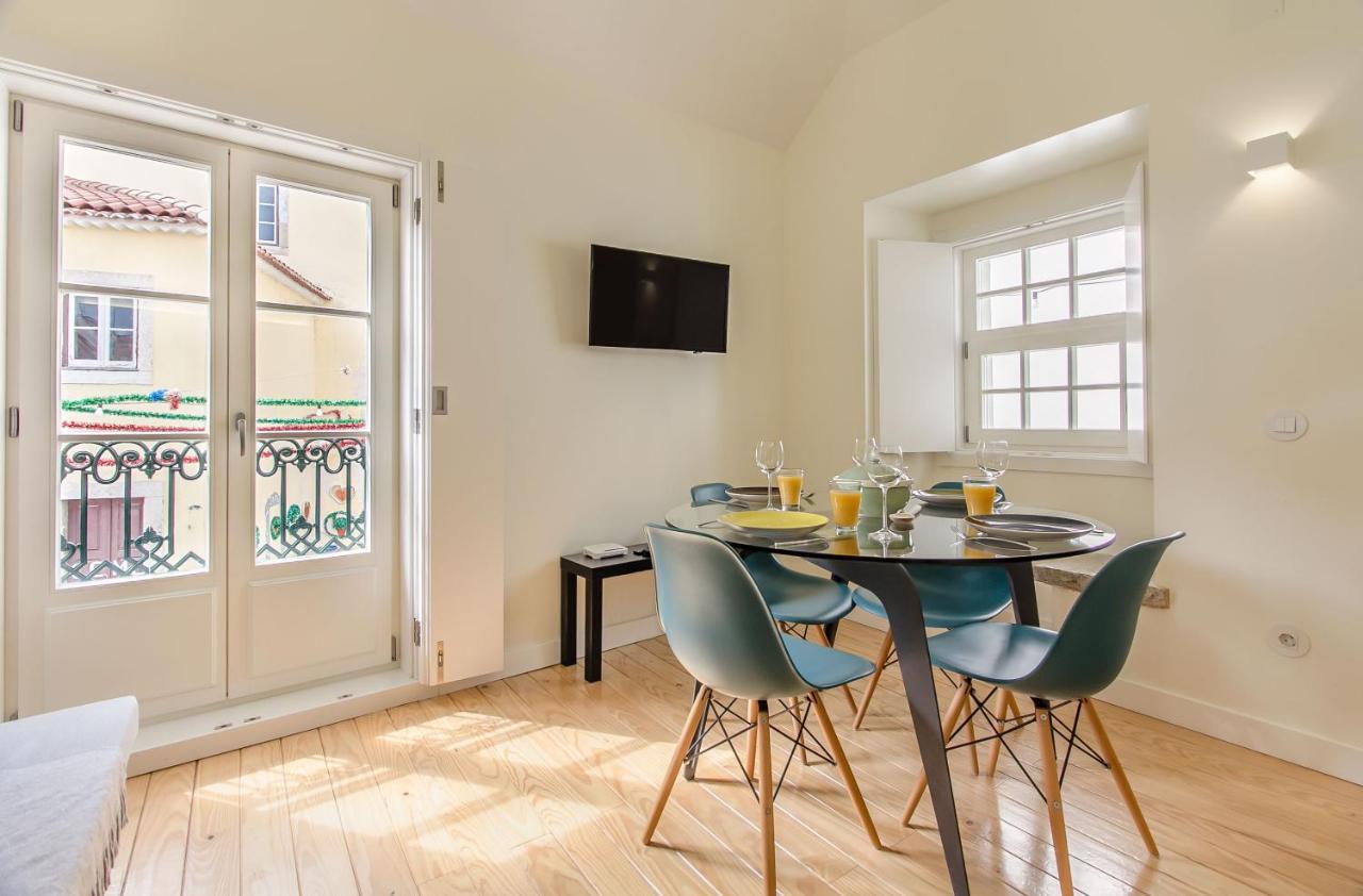 Design Apartment In Typical Alfama Lisbona Esterno foto