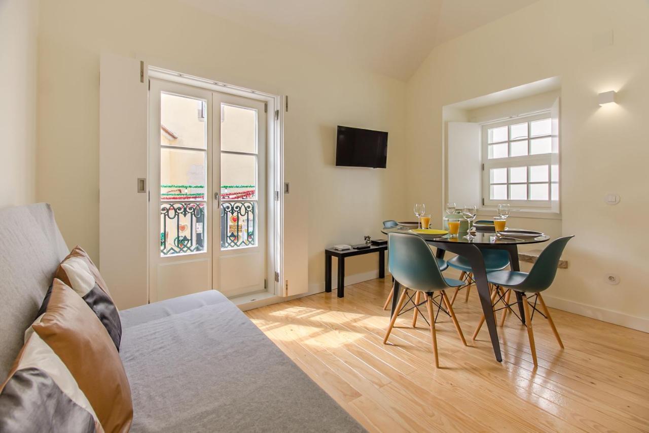 Design Apartment In Typical Alfama Lisbona Esterno foto